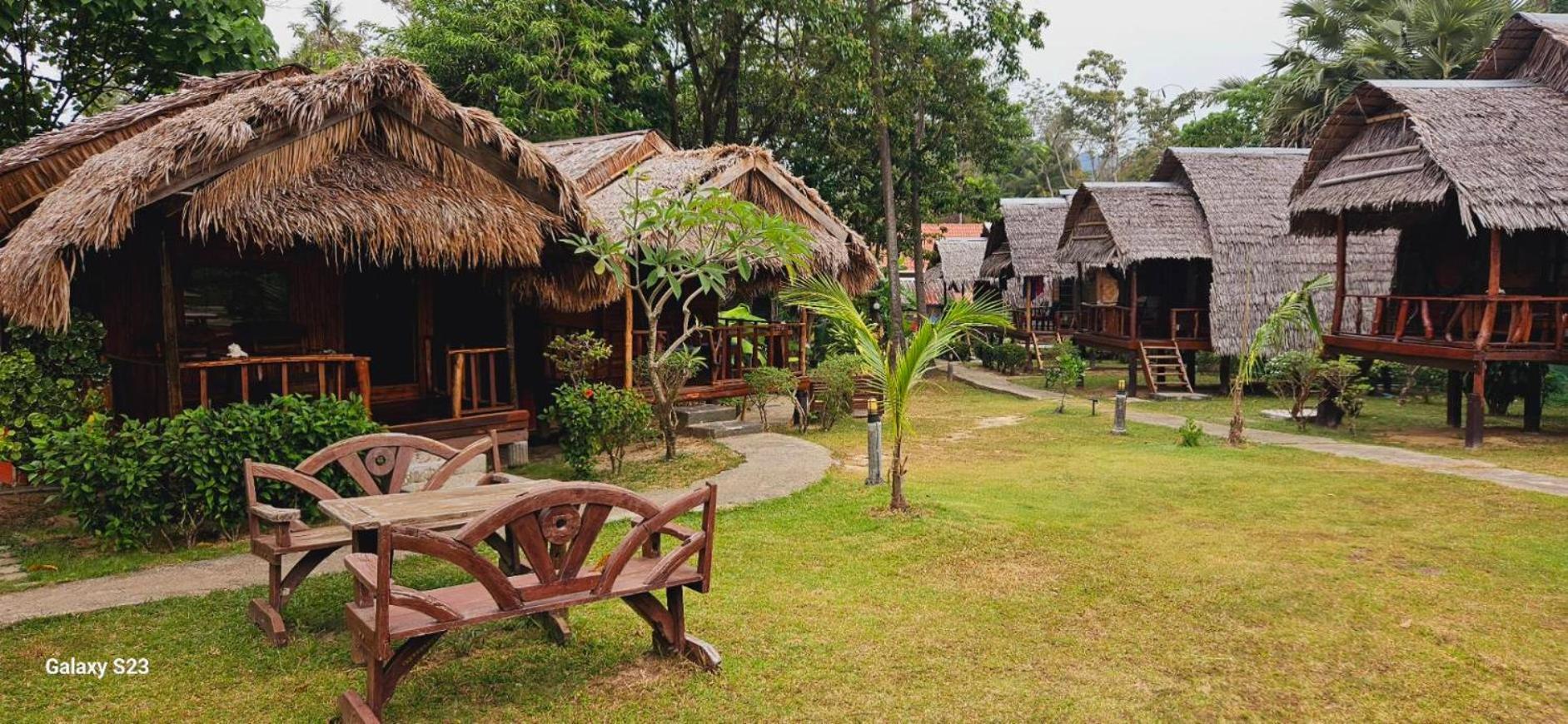 Eden Lanta *